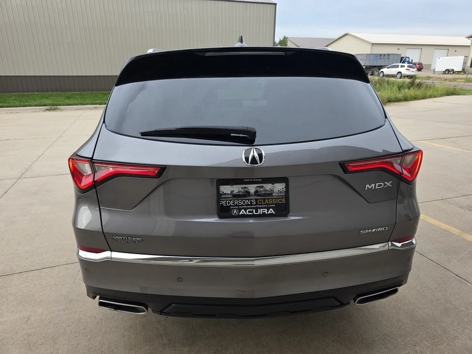 2023 Acura MDX 4th Gen - Image 3 of 31