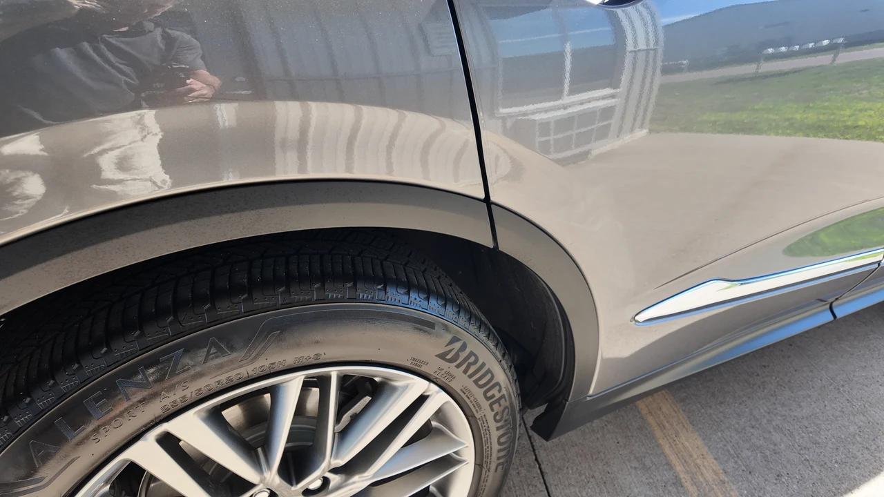 2023 Acura MDX 4th Gen - Image 26 of 31