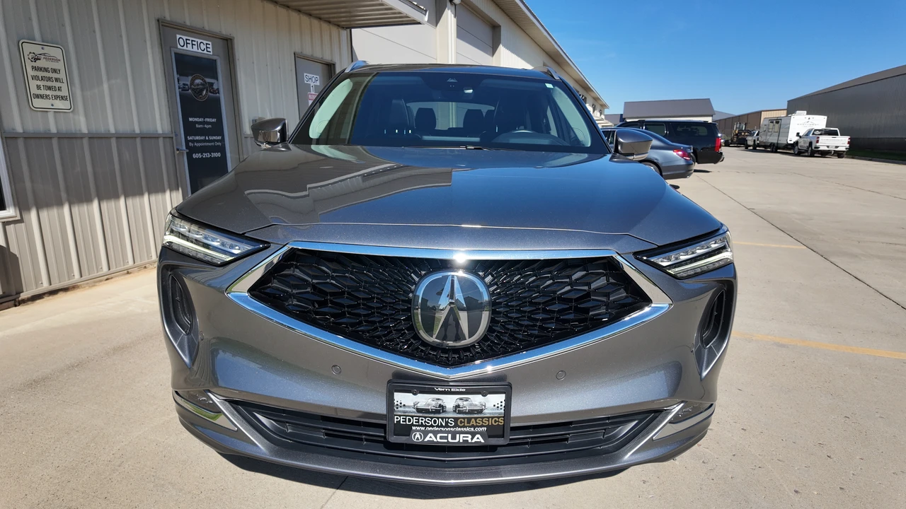 2023 Acura MDX 4th Gen - Image 14 of 31
