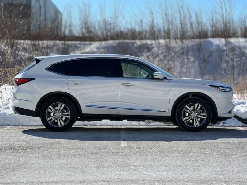 2023 Acura MDX 4th Gen - Image 9 of 12