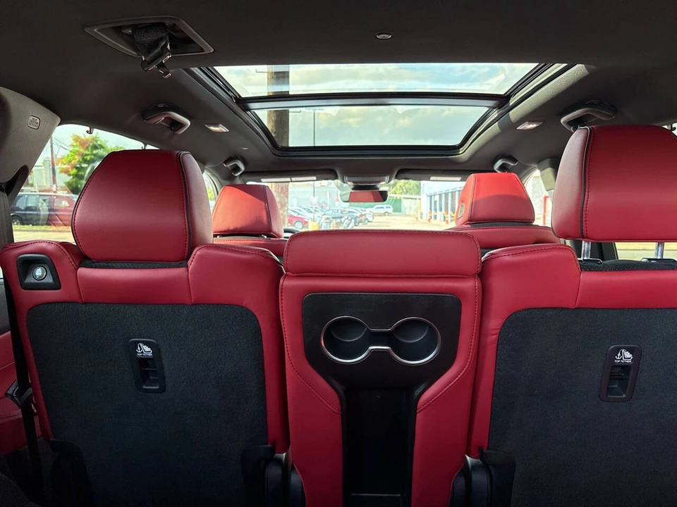 2023 Acura MDX 4th Gen - Image 14 of 21