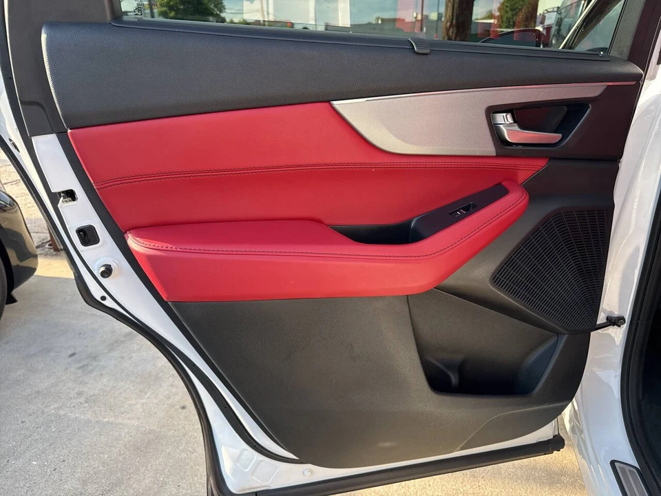 2023 Acura MDX 4th Gen - Image 17 of 21