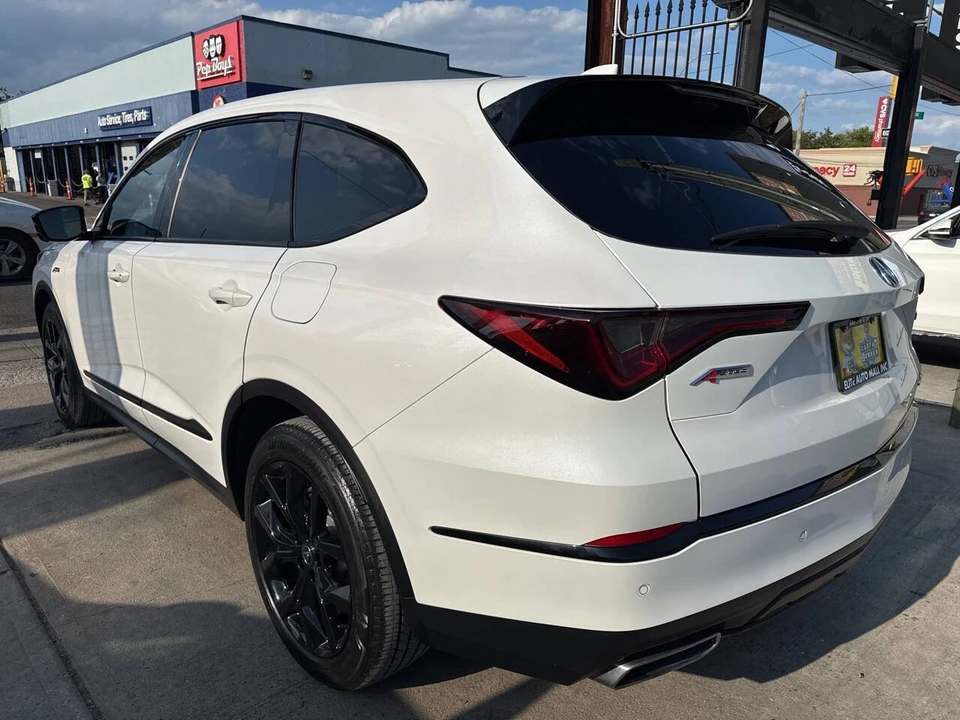 2023 Acura MDX 4th Gen - Image 5 of 21