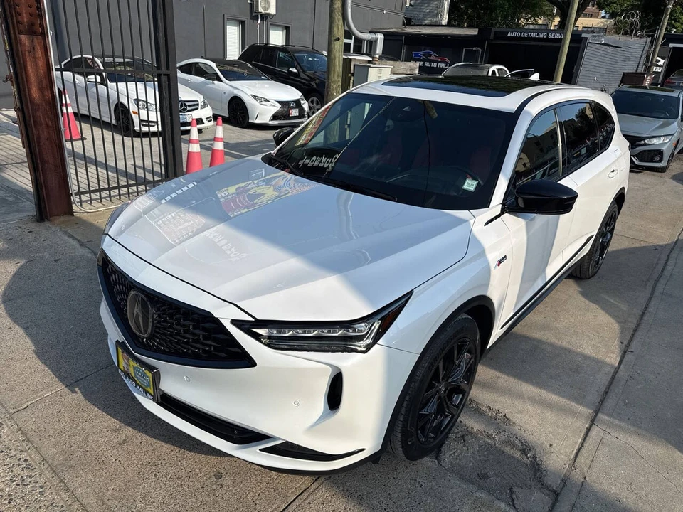 2023 Acura MDX 4th Gen - Image 9 of 21