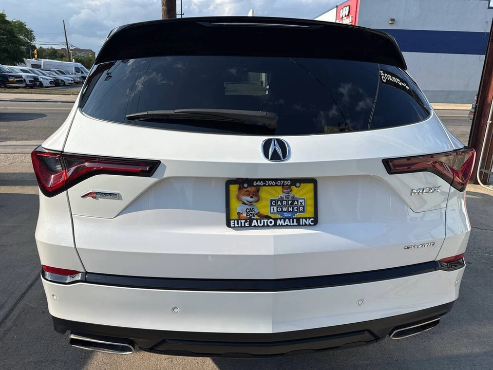 2023 Acura MDX 4th Gen - Image 6 of 21