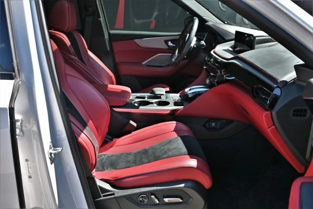2023 Acura MDX 4th Gen - Image 16 of 21