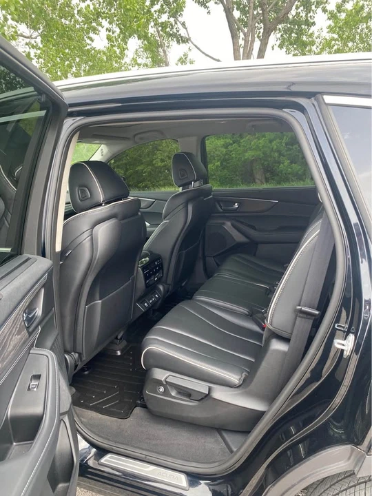 2023 Acura MDX 4th Gen - Image 9 of 12