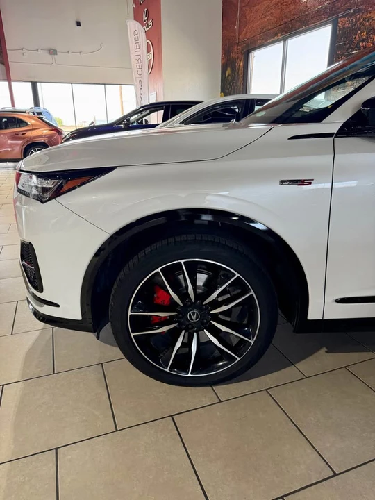 2023 Acura MDX 4th Gen - Image 2 of 8