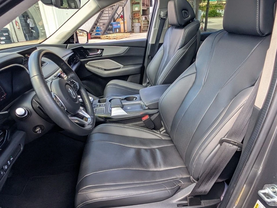 2023 Acura MDX 4th Gen - Image 10 of 21