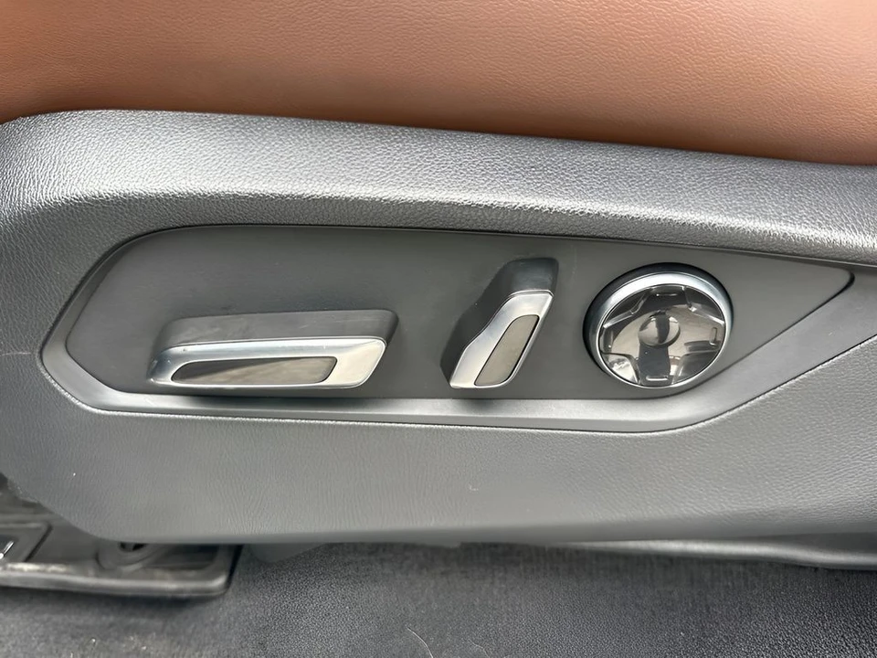 2023 Acura MDX 4th Gen - Image 10 of 12