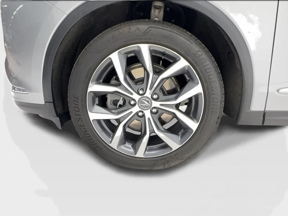 2023 Acura MDX 4th Gen - Image 13 of 21