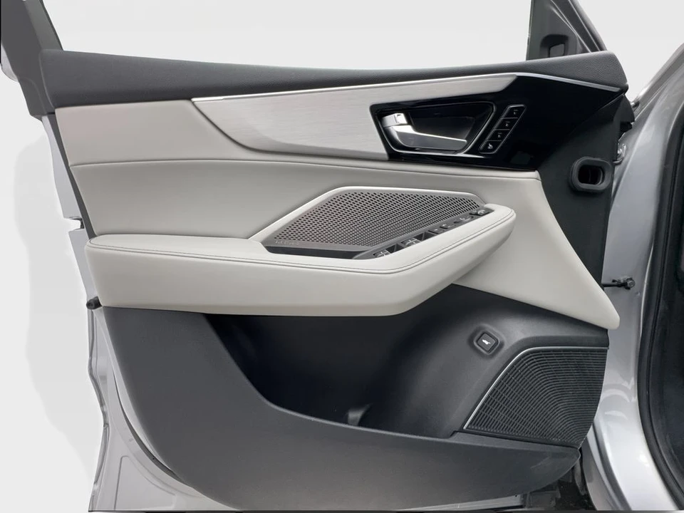 2023 Acura MDX 4th Gen - Image 20 of 21
