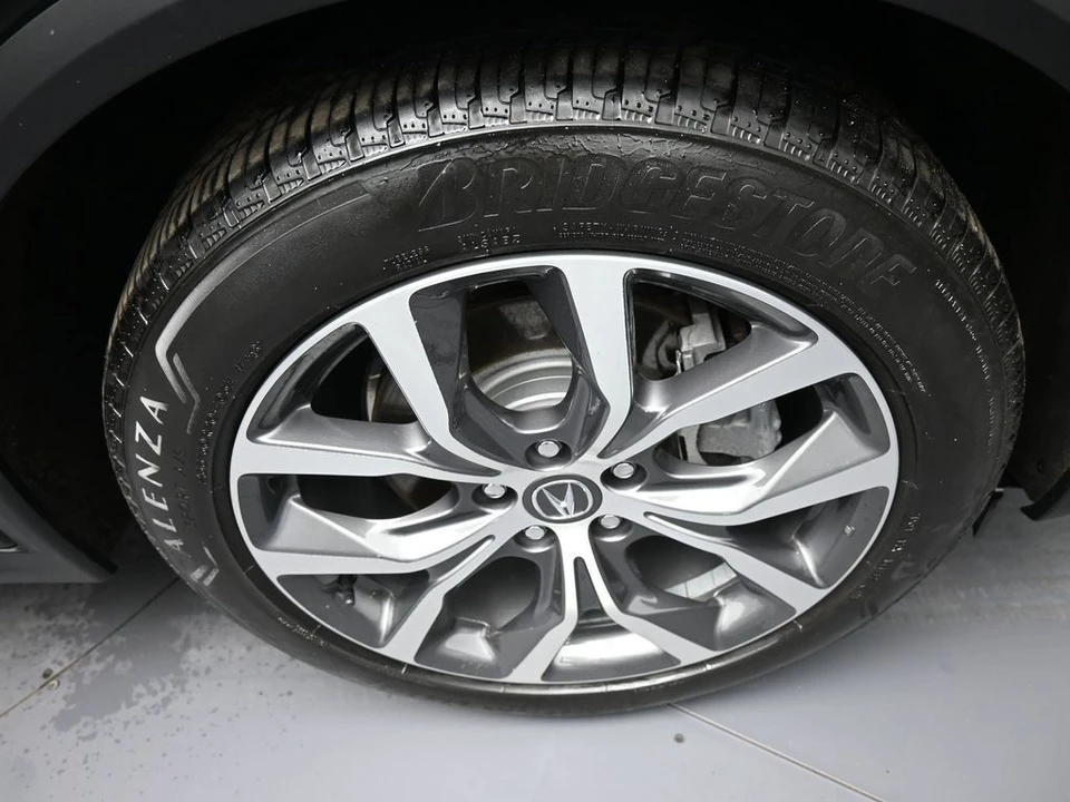 2023 Acura MDX 4th Gen - Image 13 of 21
