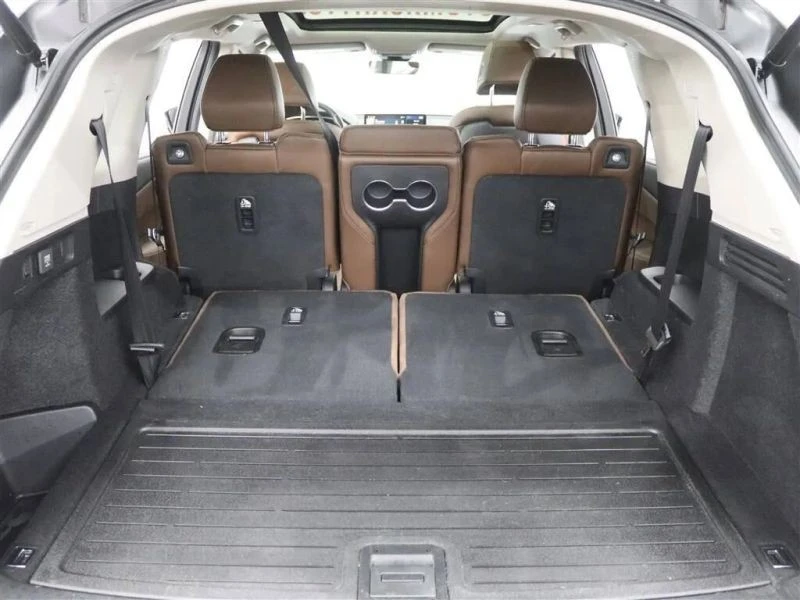 2023 Acura MDX 4th Gen - Image 7 of 12