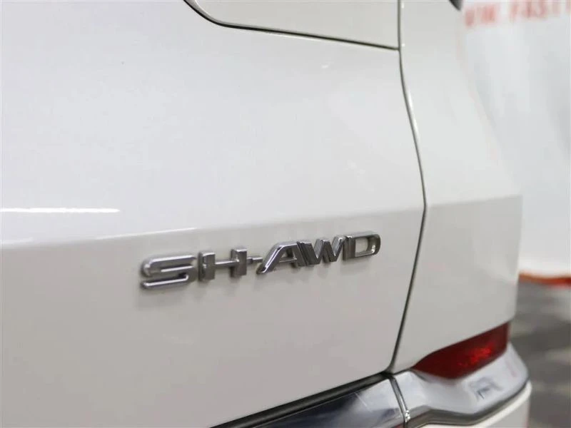 2023 Acura MDX 4th Gen - Image 9 of 12