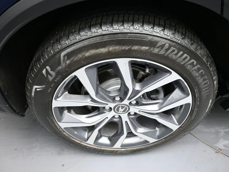 2023 Acura MDX 4th Gen - Image 12 of 21