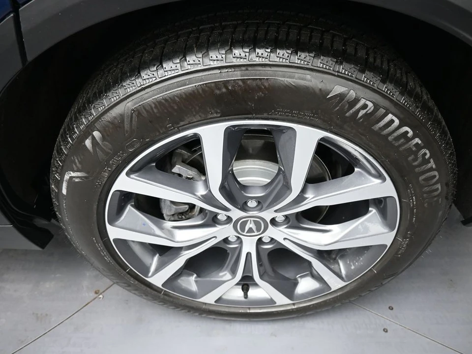 2023 Acura MDX 4th Gen - Image 15 of 21