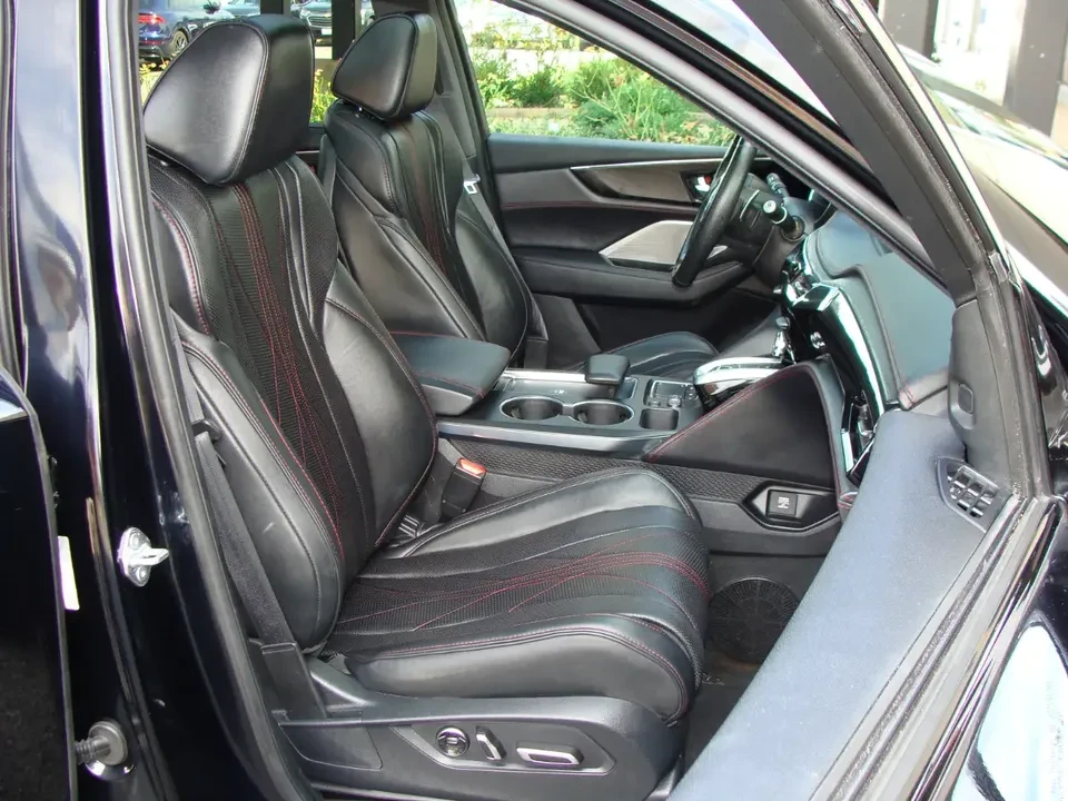 2023 Acura MDX 4th Gen - Image 15 of 20