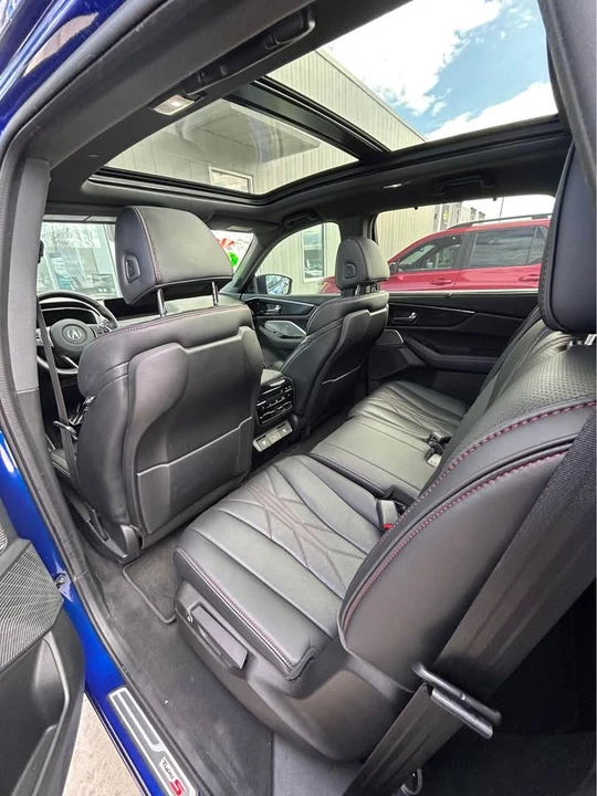 2023 Acura MDX 4th Gen - Image 17 of 18