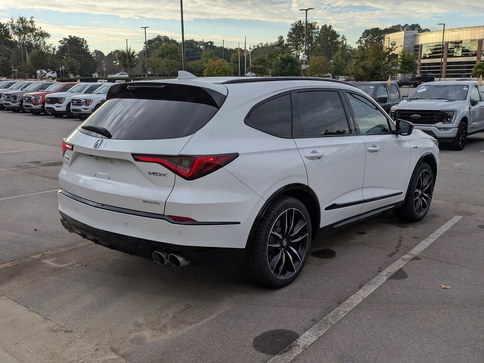 2023 Acura MDX 4th Gen - Image 4 of 21