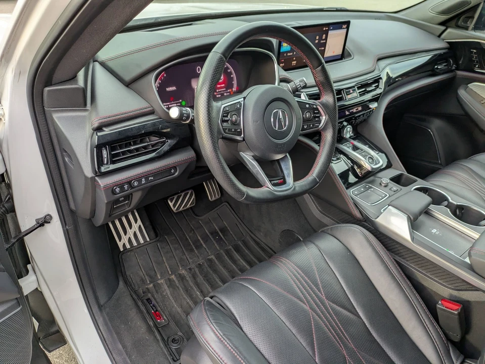 2023 Acura MDX 4th Gen - Image 15 of 21
