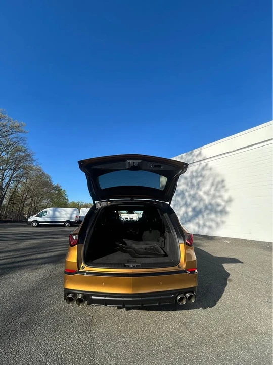 2023 Acura MDX 4th Gen - Image 10 of 11
