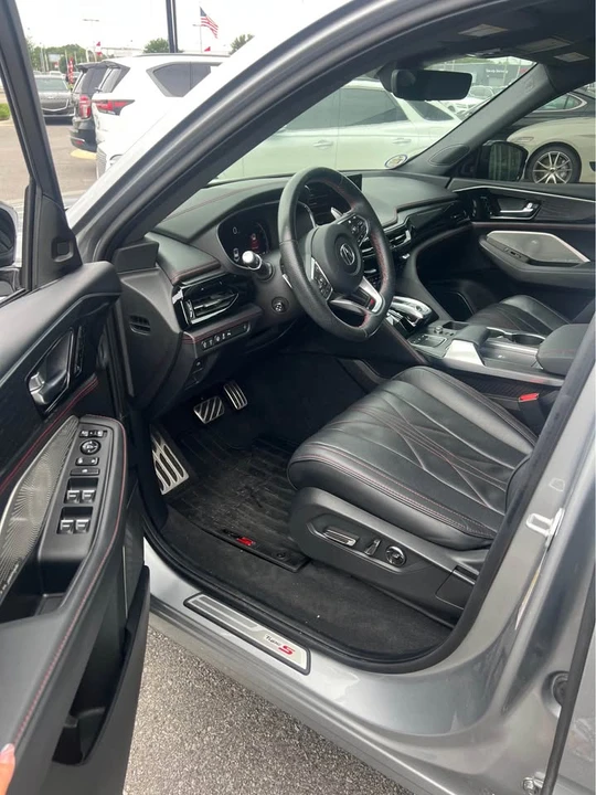 2023 Acura MDX 4th Gen - Image 8 of 13