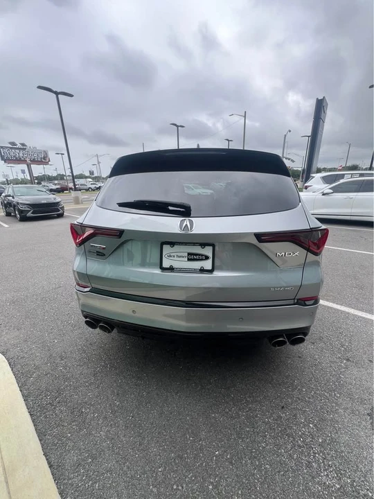 2023 Acura MDX 4th Gen - Image 3 of 13
