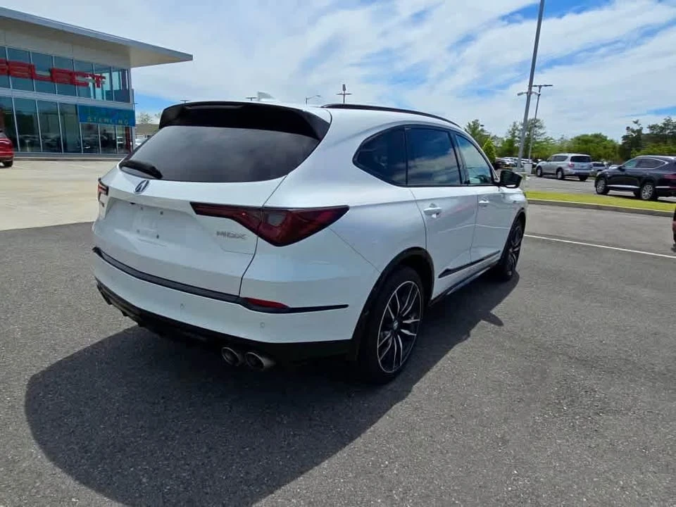 2023 Acura MDX 4th Gen - Image 3 of 14
