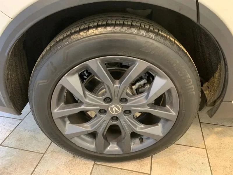 2023 Acura MDX 4th Gen - Image 10 of 12