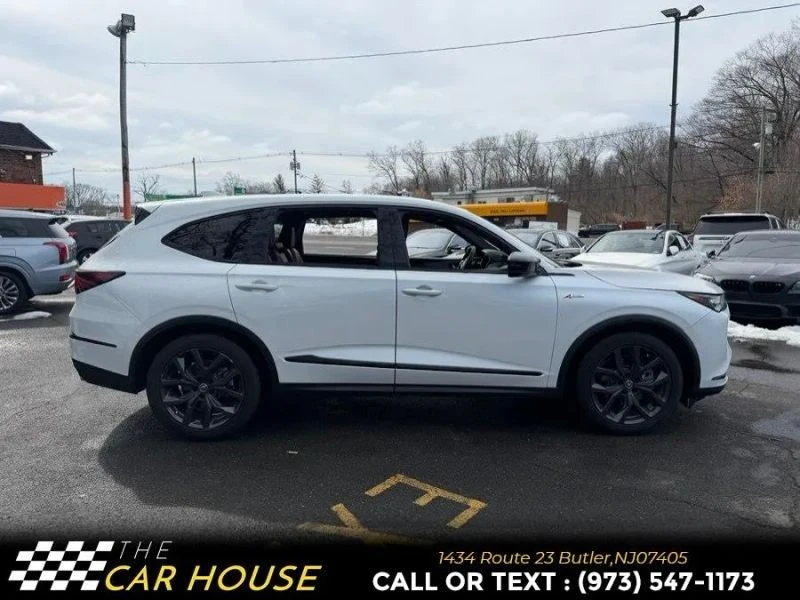 2023 Acura MDX 4th Gen - Image 8 of 12