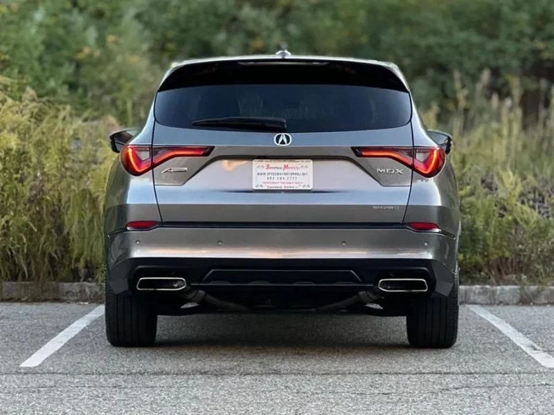 2023 Acura MDX 4th Gen - Image 7 of 12