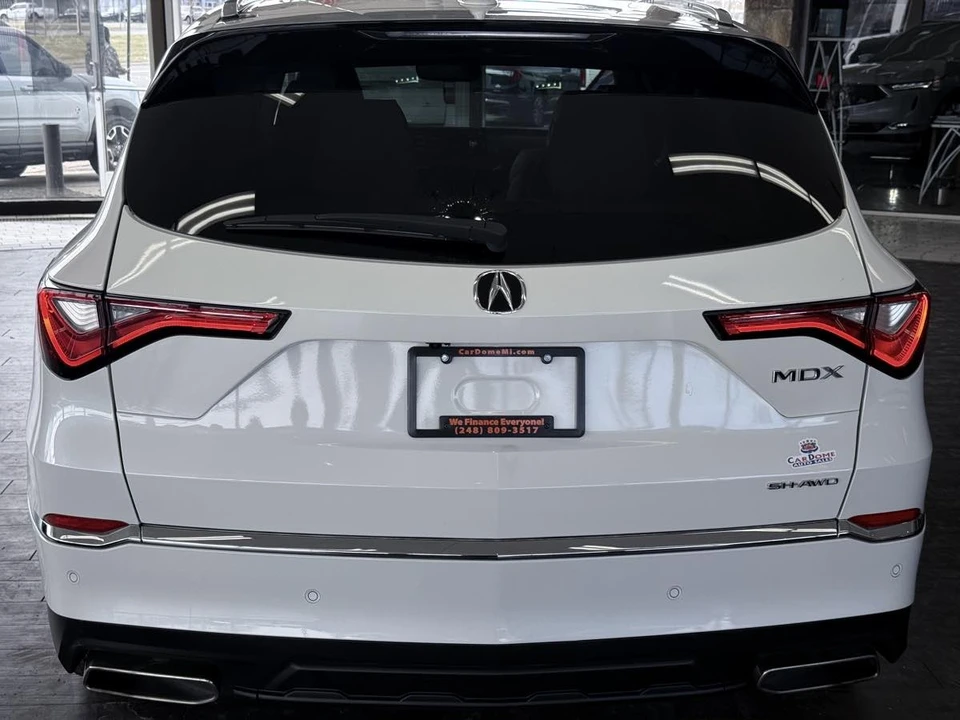 2023 Acura MDX 4th Gen - Image 14 of 21