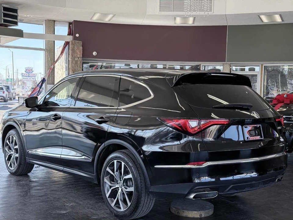 2023 Acura MDX 4th Gen - Image 11 of 21