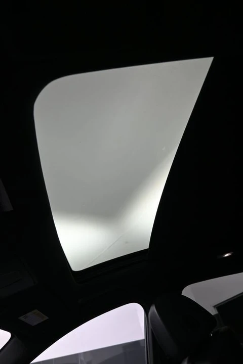 2023 Acura RDX 3rd Gen - Image 18 of 21