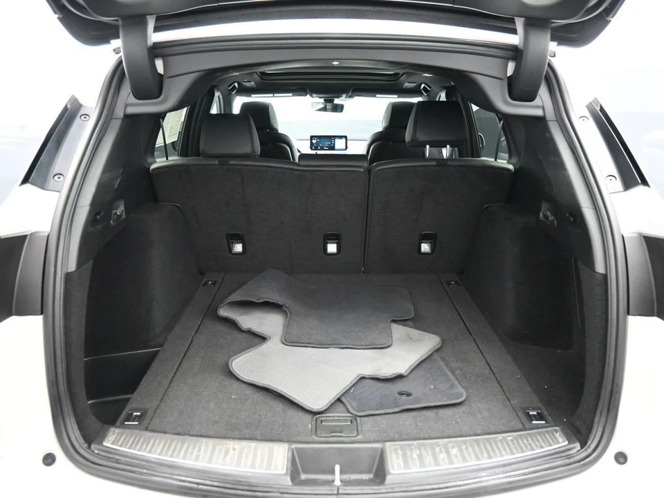 2023 Acura RDX 3rd Gen - Image 22 of 31
