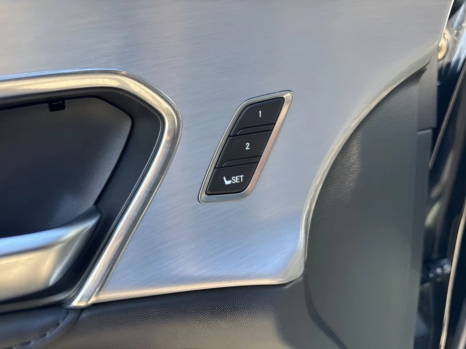 2023 Acura RDX 3rd Gen - Image 11 of 21