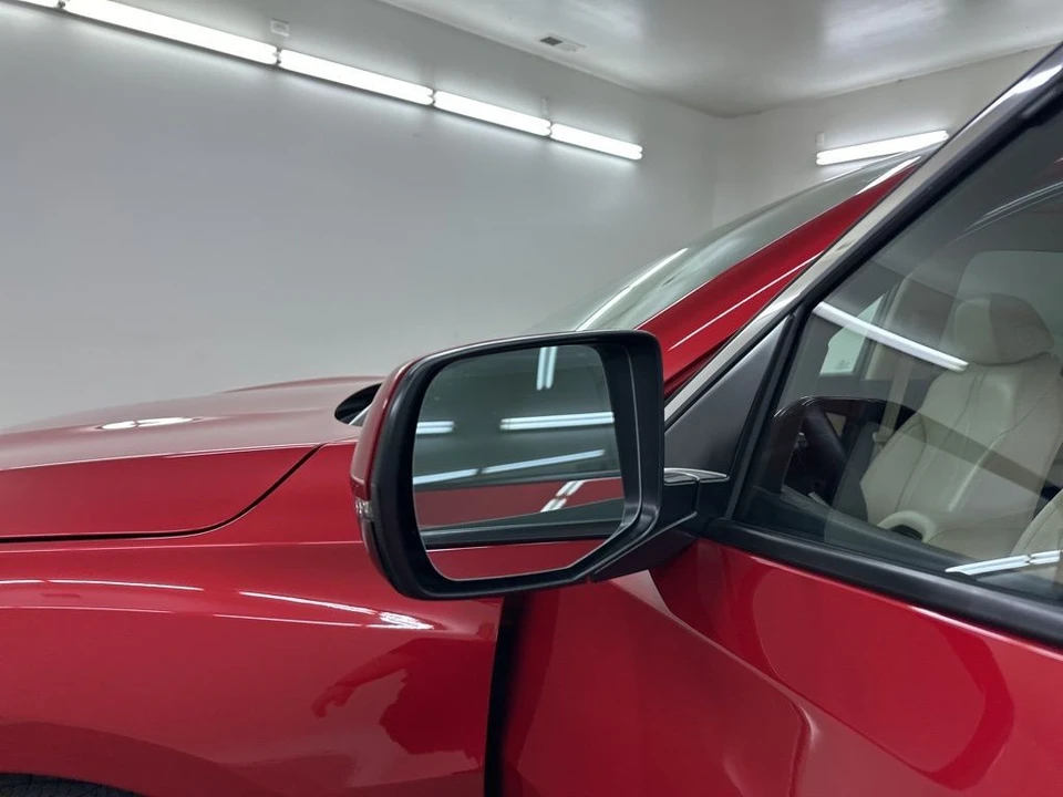 2023 Acura RDX 3rd Gen - Image 16 of 21