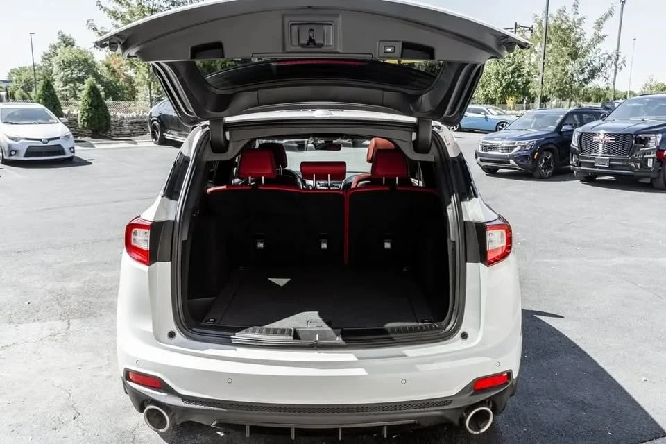 2023 Acura RDX 3rd Gen - Image 15 of 20