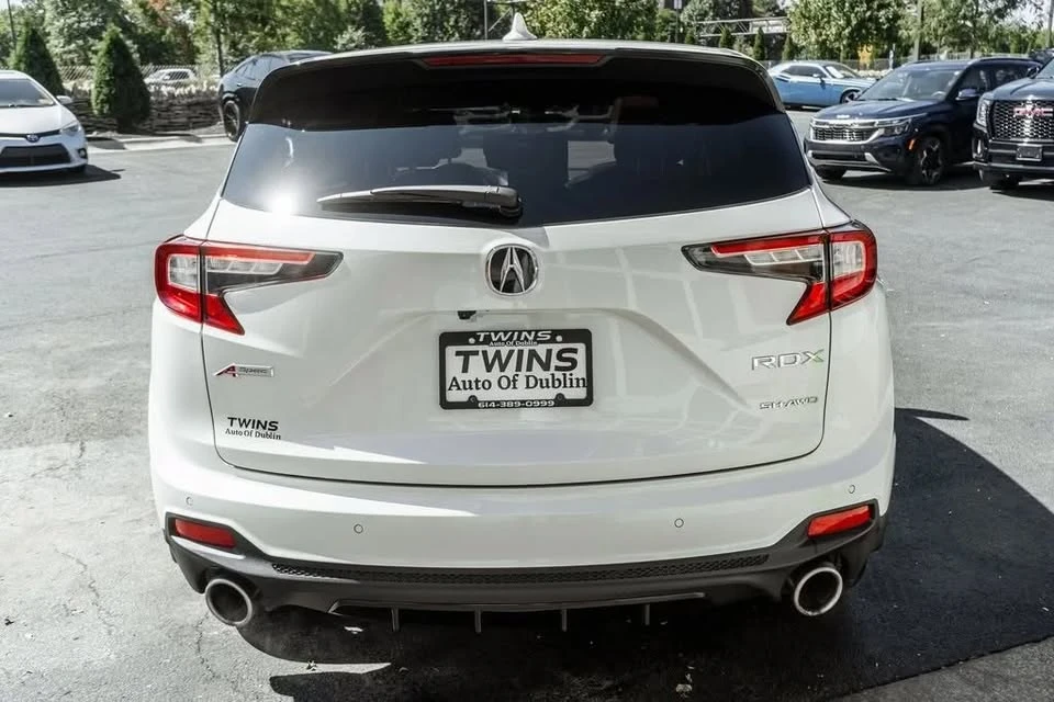 2023 Acura RDX 3rd Gen - Image 18 of 20