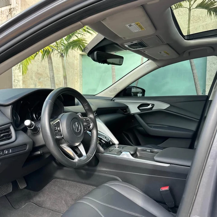 2023 Acura TLX - Image 6 of 10