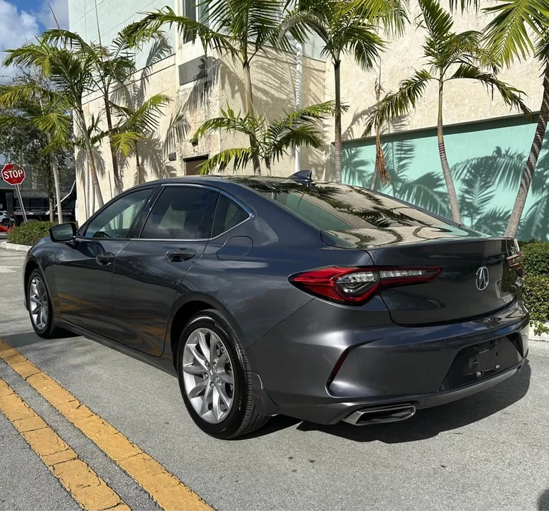 2023 Acura TLX - Image 4 of 10
