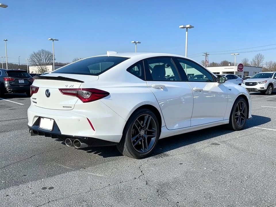 2023 Acura TLX 2nd Gen - Image 7 of 20