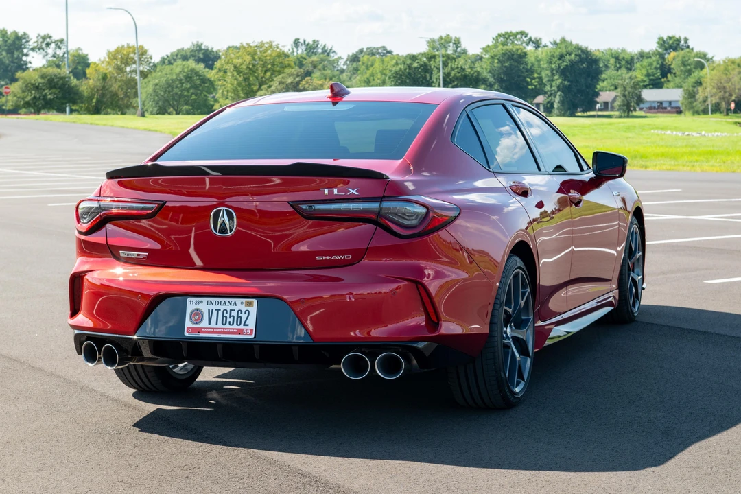 2023 Acura TLX 2nd Gen - Image 4 of 31