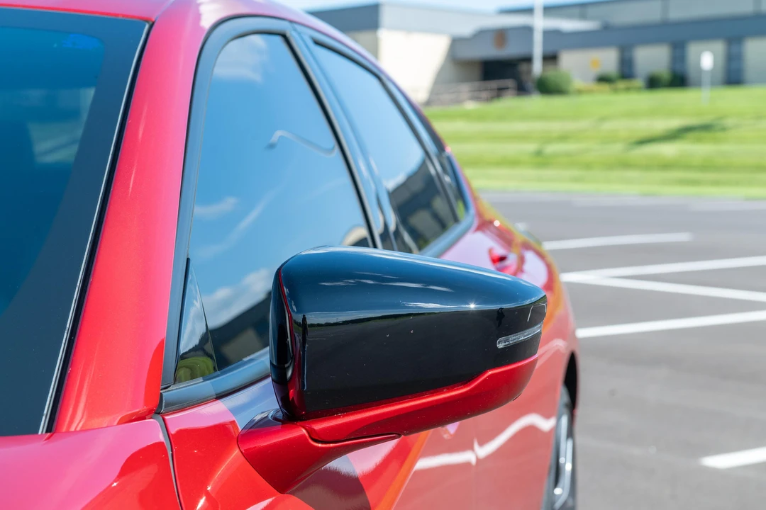 2023 Acura TLX 2nd Gen - Image 18 of 31