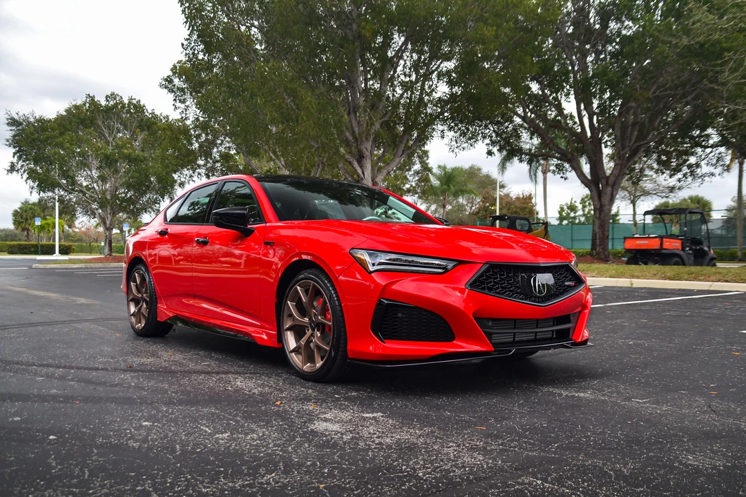 2023 Acura TLX 2nd Gen - Image 9 of 31