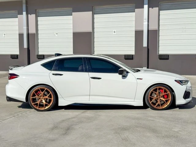 2023 Acura TLX 2nd Gen - Image 7 of 21