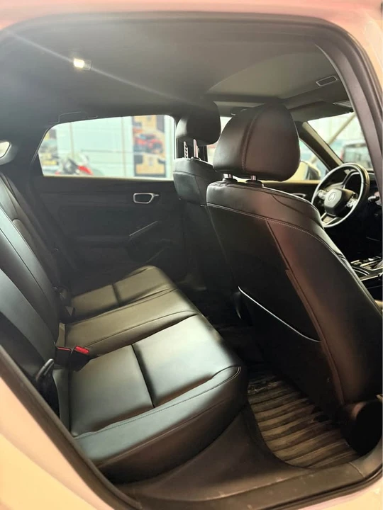 2023 Acura Integra 5th Gen - Image 9 of 10