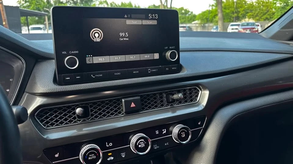 2023 Acura Integra 5th Gen - Image 15 of 19