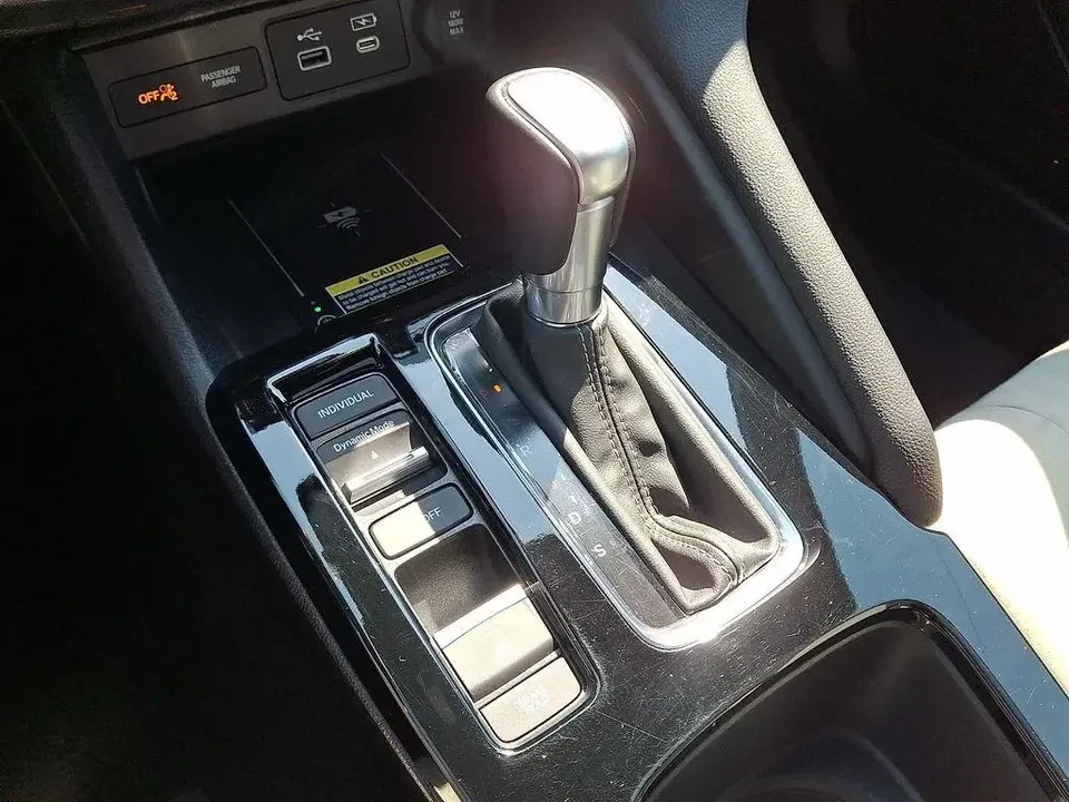 2023 Acura Integra 5th Gen - Image 15 of 19